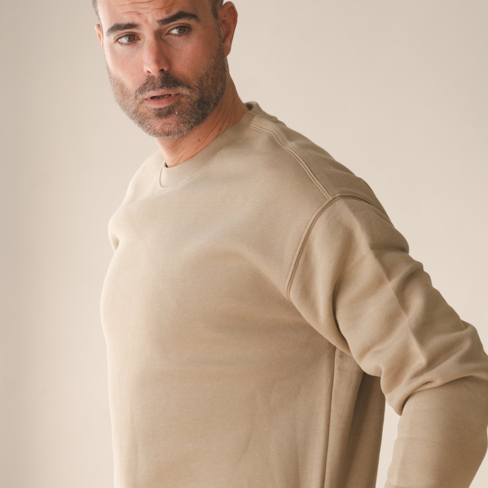 Classic_Sweatshirt_--2.jpg